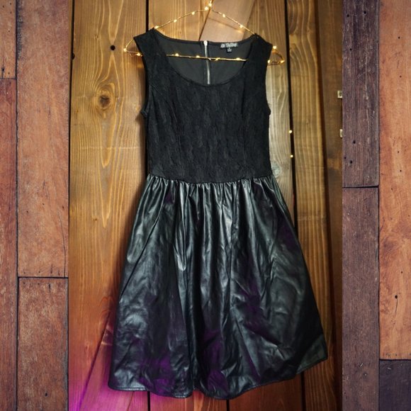 Black Lace & Pleather Dress Small - Picture 1 of 3